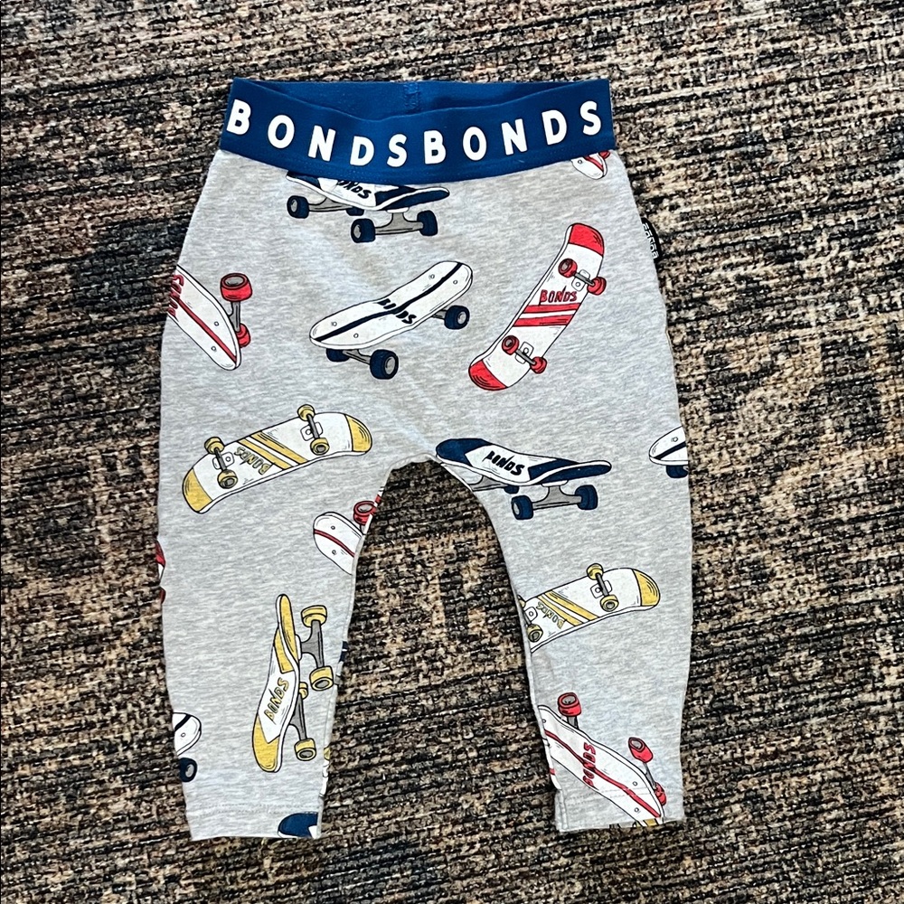 Bonds Skateboard Print Leggings